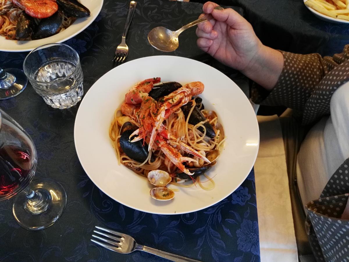 Hotel La Romantica 마네르바 델 가르다 외부 사진